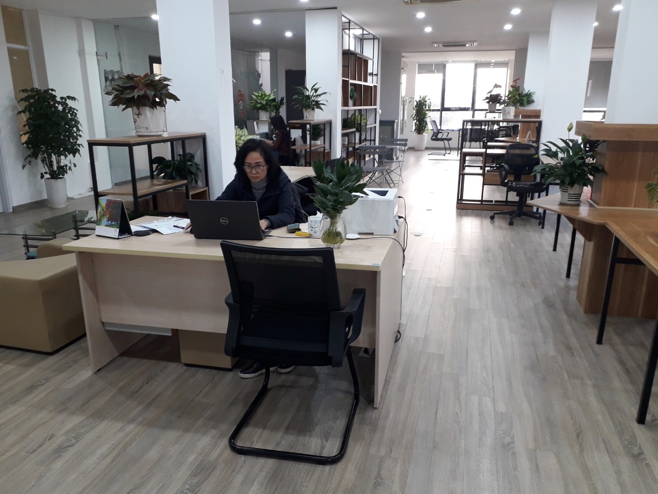 Cho Thuê văn phòng có đầy đủ trang thiết bị đạt chuẩn tại Nguyên Hồng, Đống Đa, Hà Nội. 12293191
