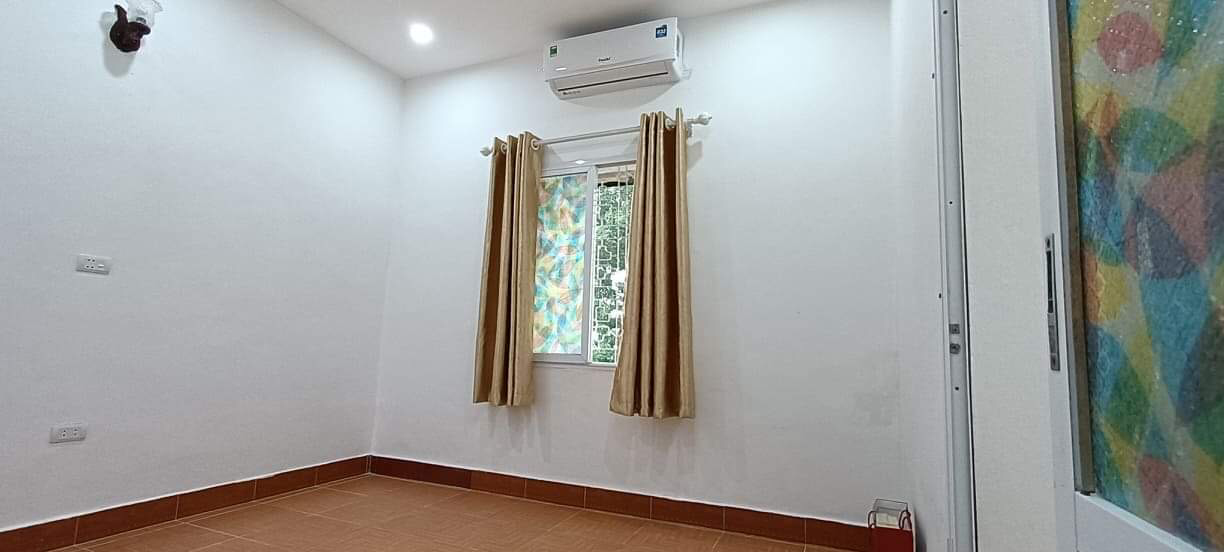 Cần Bán nhà tập thể 717 đường Hồng hà - Hoàn kiếm-52m- 1.39 tỷ . 12293554