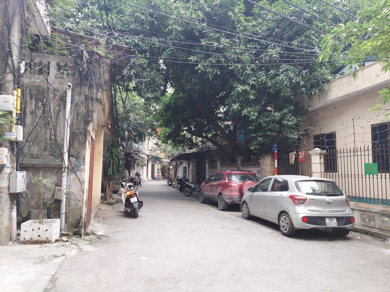 Bán nhà ô tô tránh, kinh doanh phố Trương Định 305m2 giá: 28.5 tỷ

 12322192