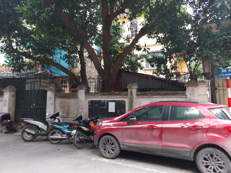 Bán nhà ô tô tránh, kinh doanh phố Trương Định 305m2 giá: 28.5 tỷ

 12322192