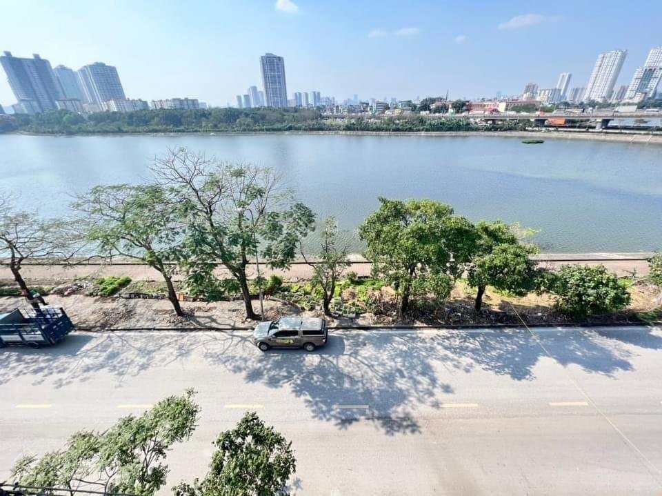 Bán nhà mặt phố Linh Đường, quận Hoàng Mai, view Hồ Linh Đàm 12329830