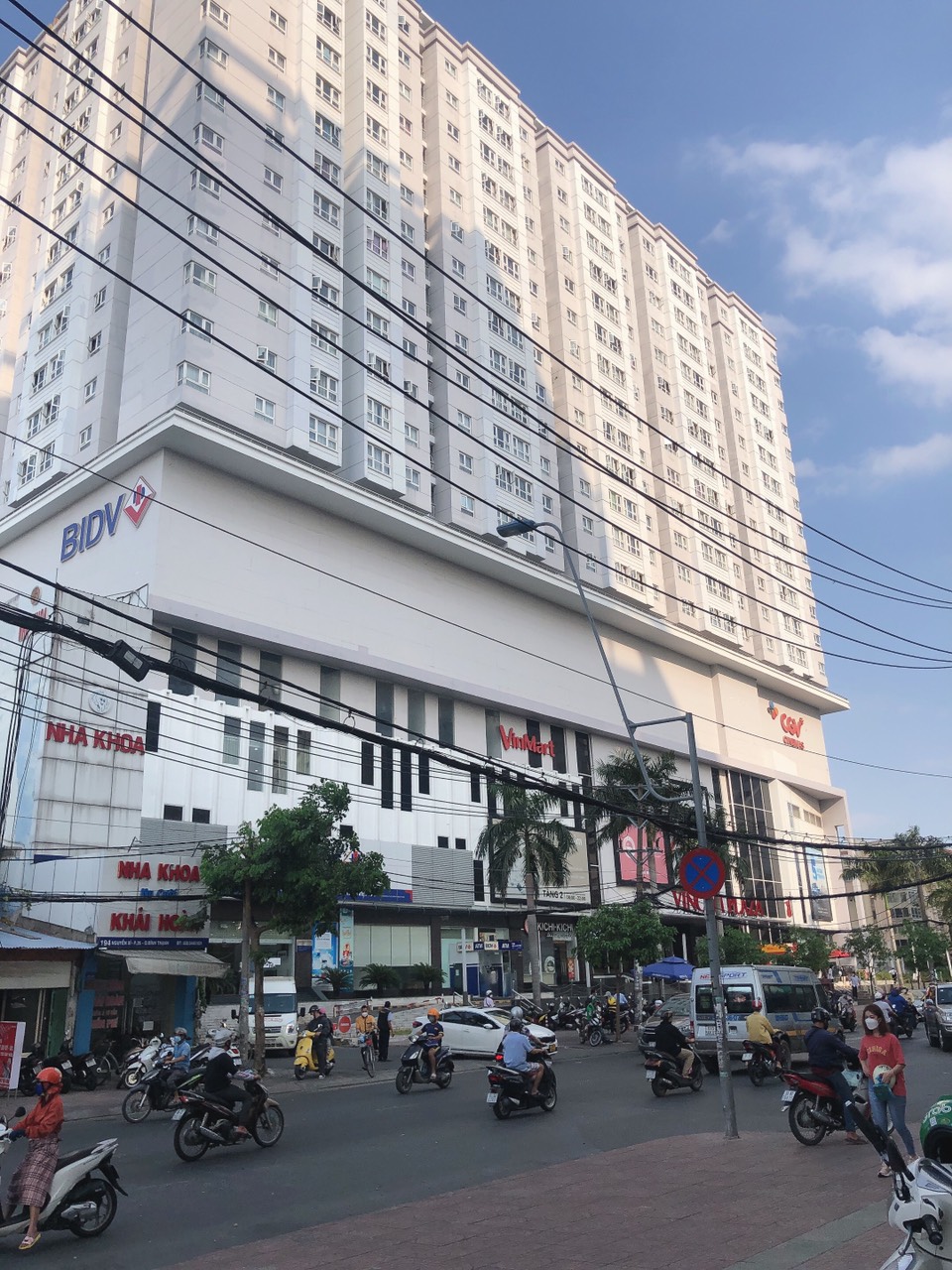 Bán GẤP nhà mặt tiền kinh doanh sầm uất Nguyễn Xí, 110m2, ngay chợ, sát PVĐ, 21.5 tỷ. 12333038