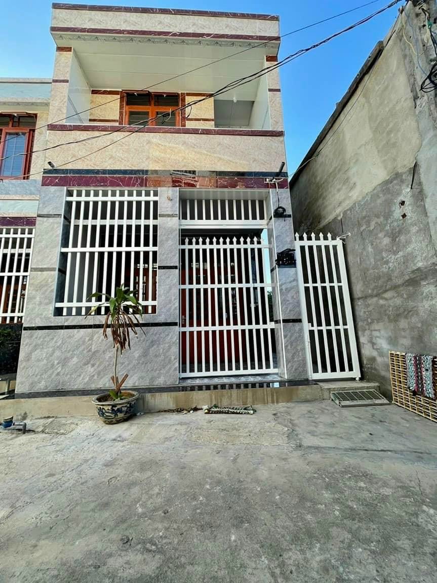 Vợ chồng son Bán nhà mới hoàn thiện 1T1L đường Bình Giã, P10, VT 12352273