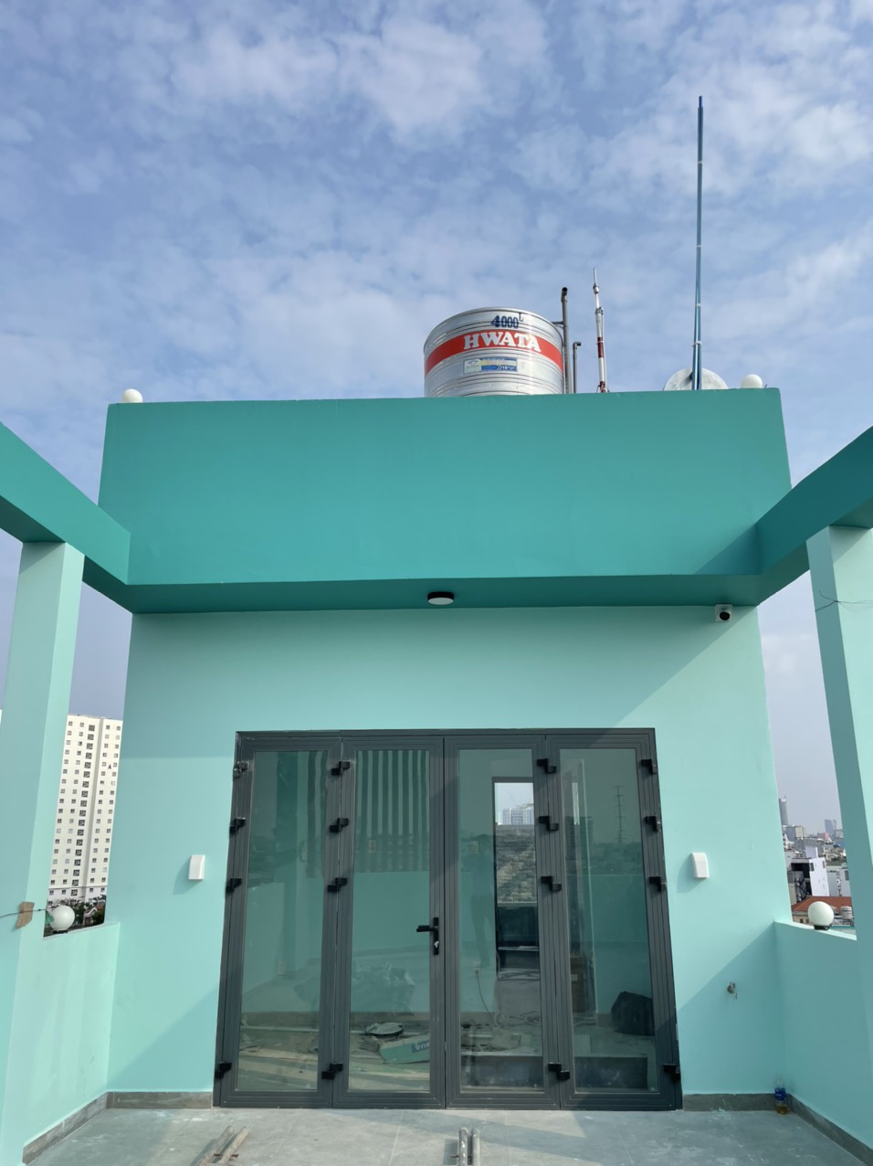 CHO THUÊ TOÀ NHÀ VĂN PHÒNG CAO CẤP 2 MẶT TIỀN,330 NƠ TRANG LONG, P12, QUẬN BÌNH THẠNH, TP HCM 12352280