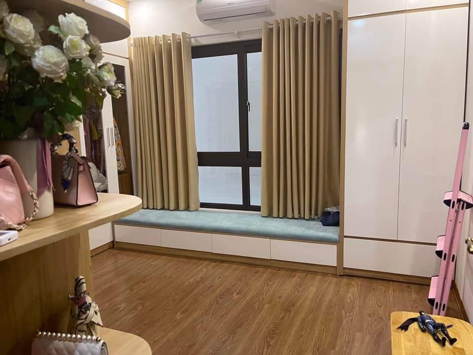 Bán nhà đường Hoàng Quốc Việt, Cầu Giấy, 50m x 5 tầng, Ô tô 12353716