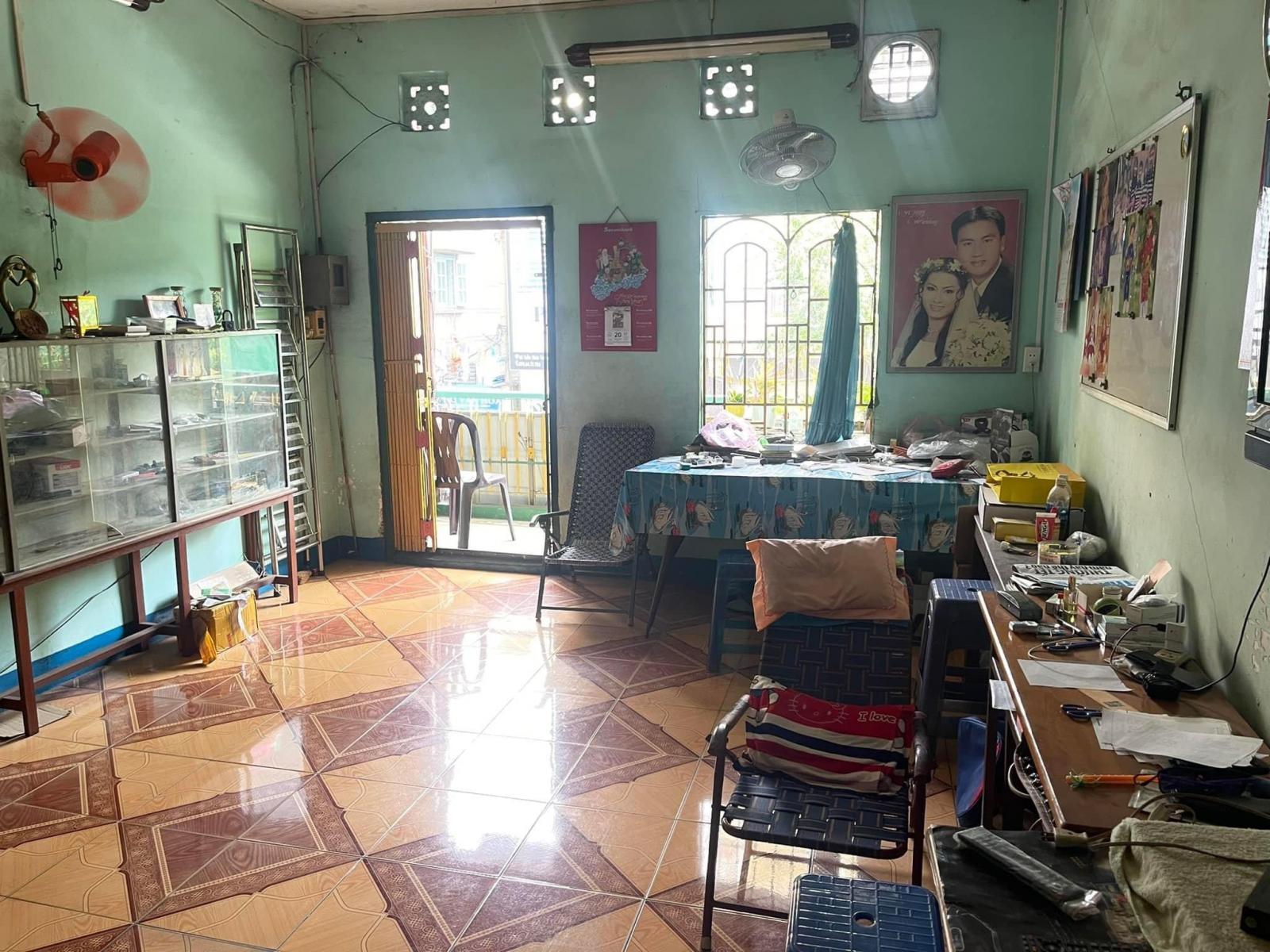 Bán nhà Mặt tiền Trần Bình Trọng, Quận 5, DT: 4x16.5m, 3 Tầng, 19.9 tỷ (TL) 12361569