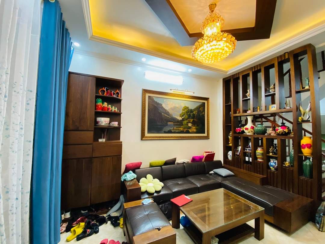 Bán nhà riêng Đường Láng, quận Đống Đa, 48m x 5 tầng, 2 thoáng 12363425