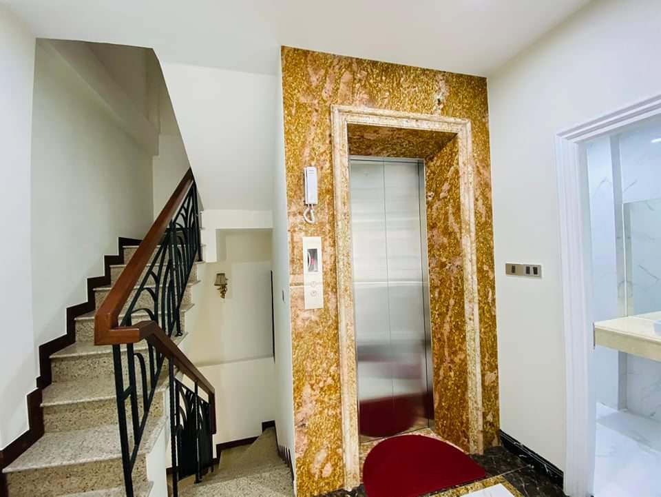 Bán nhà Hoàng Quốc Việt, Cầu Giấy, 55m x 6 tầng, Thang máy 12381381