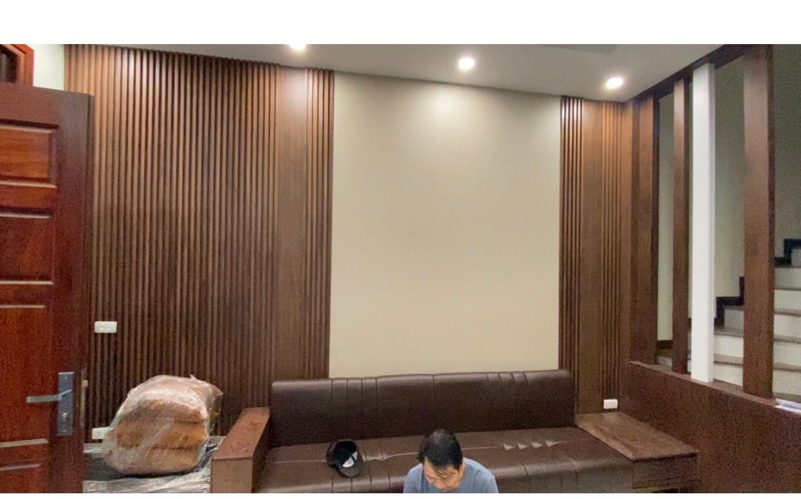 BÁN NHÀ XUÂN LA. 30M Ô TÔ QUA. NGÕ THÔNG LẠC LONG QUÂN. DT 33M. 5 TẦNG. 
MT 4M. GIÁ 4.44 TỶ 12411323