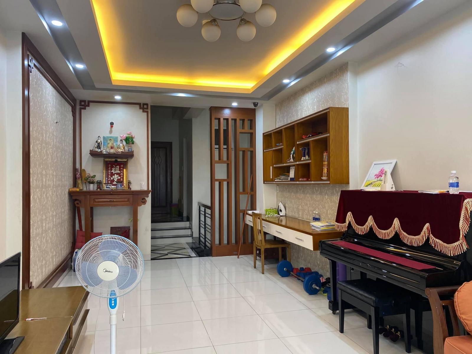 Bán Nhà Nguyễn Trãi - Nguyễn Văn Cừ, DT: 4x20m, 4 Tầng, 5PN, 19.5 tỷ 12414761