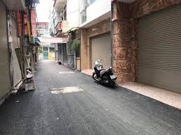 NHÀ HIẾM PHẠM VĂN ĐỒNG ,Ô TÔ ĐỖ CỔNG, VÀI BƯỚC CHÂN RA PHỐ 99M2 MT5,6 GIÁ CHÀO 6,8 TỶ 12418365