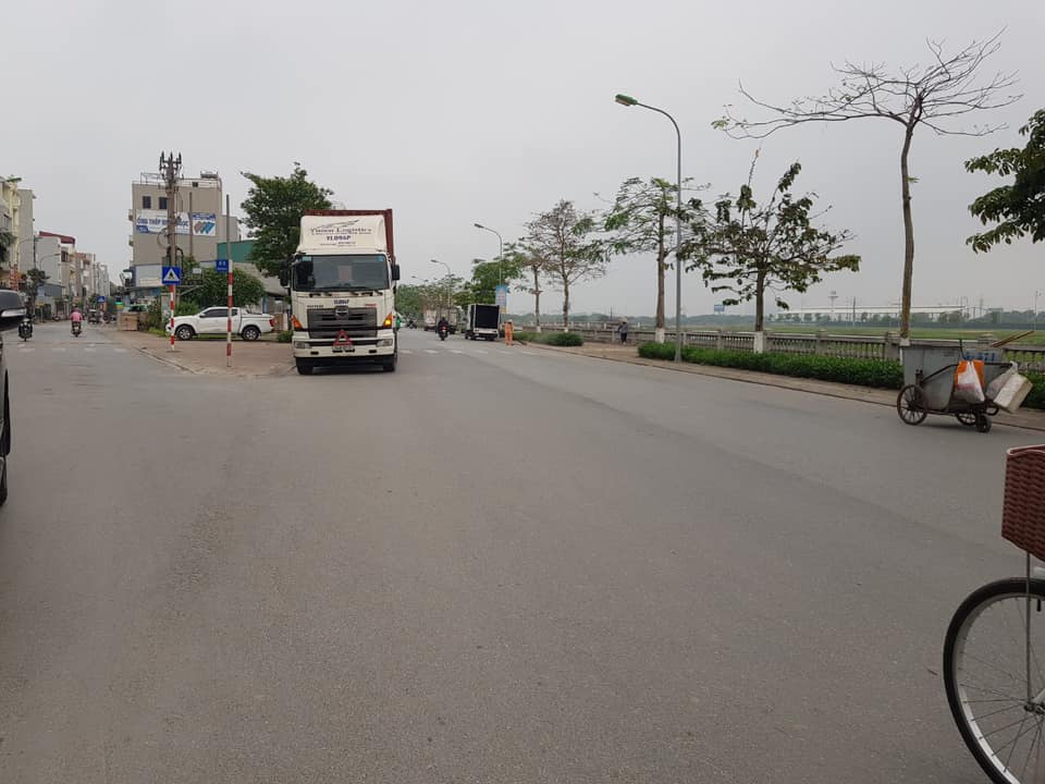 Bán đất, KĐT Sài Đồng, có vỉa hè, 2 làn xe chạy, đầu tư xinh lời 175m2, MT 9m, 19.2 tỷ 12433575