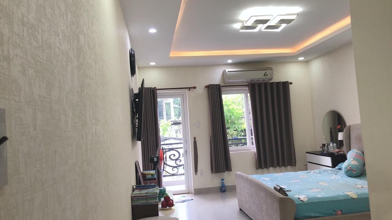 Bán nhà MT Phổ Quang - Đào Duy Anh, DT 70m2 (4x18m), 3T, 4PN, 18.9 tỷ 12440178