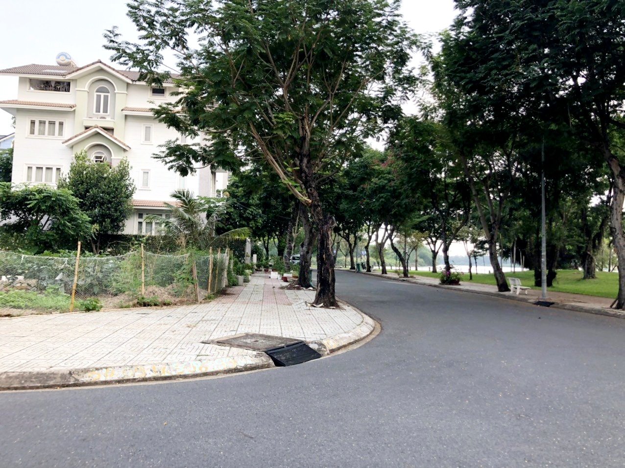 Bán gấp lô đất trong khu biệt thự dân cư Ven sông, Sadeco Tân phong, Q.7, Giá 18.3 tỷ 12451250