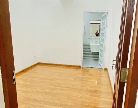 CHÍNH CHỦ NHÀ MÌNH CHO THUÊ MẶT BẰNG NGUYÊN CĂN KINH DOANH ĐẸP TẠI SỐ 109 Đường Nguyễn Hồng Đào - 12466882