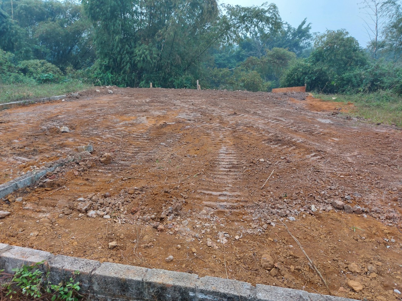 Bán 72m2 đất full thổ cư trục chính thôn Linh Sơn, Bình Yên 12468419