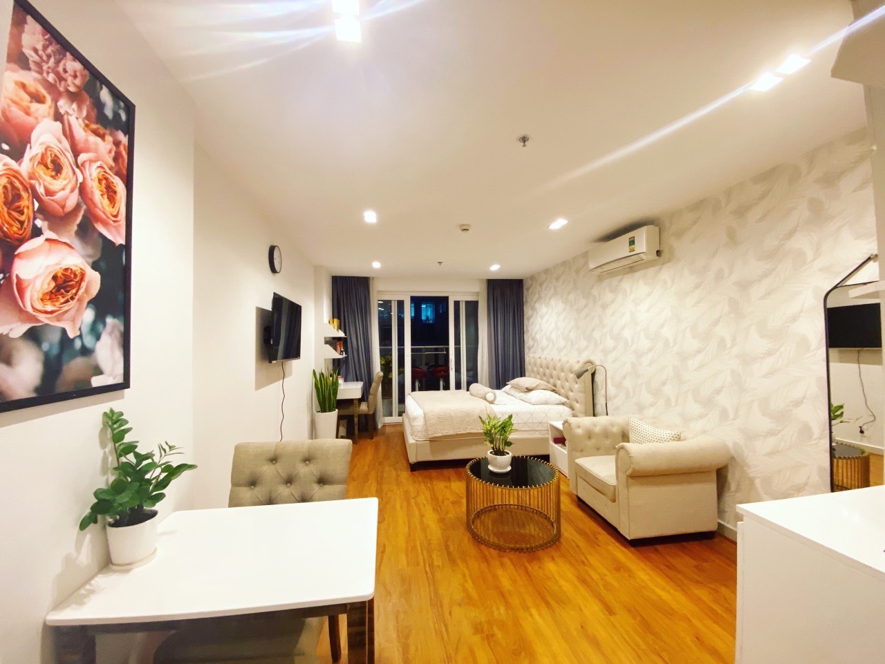 Cần bán căn hộ chung cư SkyCenter tại 5B Phổ Quang, Phường 2, Quận Tân Bình, TP. Hồ Chí Minh 12474862