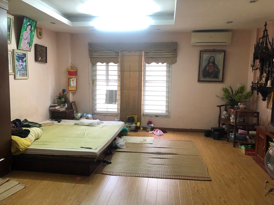 BÁN NHÀ LẠC LONG QUÂN. GARA. Ô TÔ TRÁNH. KINH DOANH. 40M2. 5 TẦNG. MT 4,5M. GIÁ 7,6 TỶ 12476203