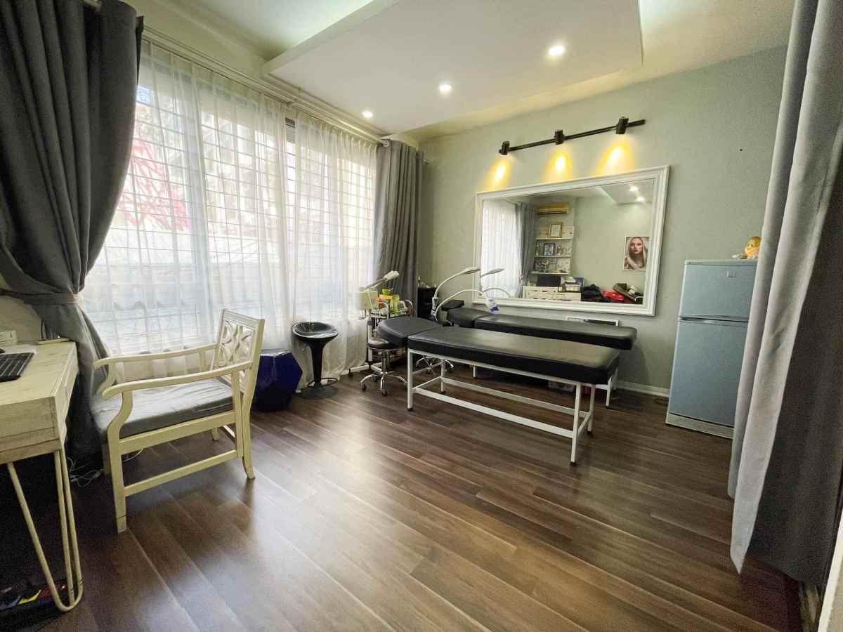 Bán nhà đường Nguyễn Đình Chiểu, Hai Bà Trưng, 5 tầng, Gần Hồ 12483004