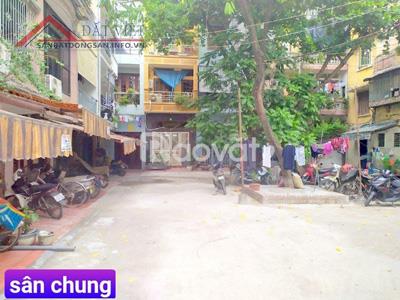 Cần cho thuê nhà tập thể tại 308 tầng 3 khu B1 ngõ 195 phố Đội Cấn. 12490937