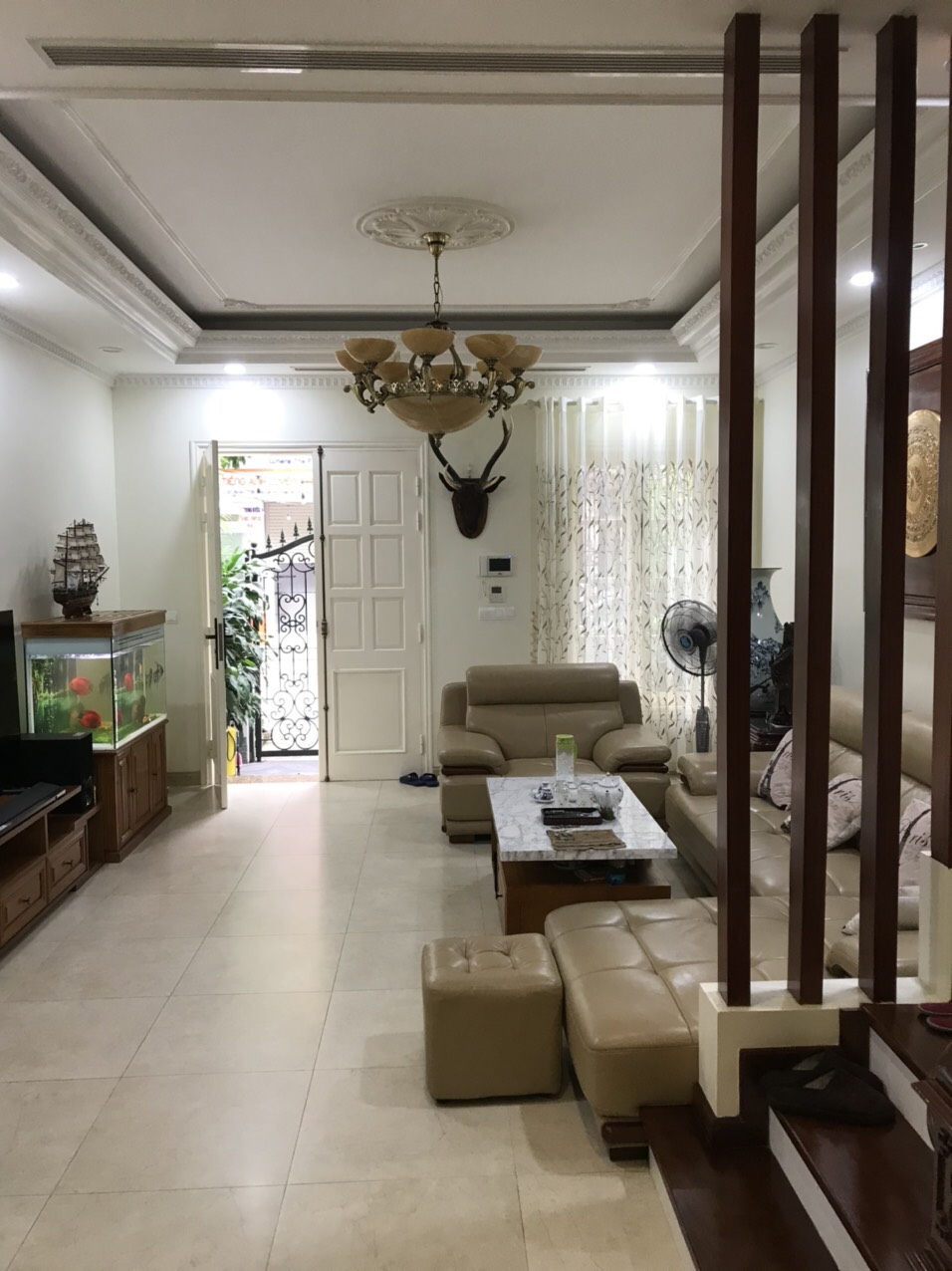 CẦN BÁN NHÀ 5 TẦNG CĂN GÓC ĐẸP TẠI QUẬN ĐỐNG ĐA - HÀ NỘI 12513065