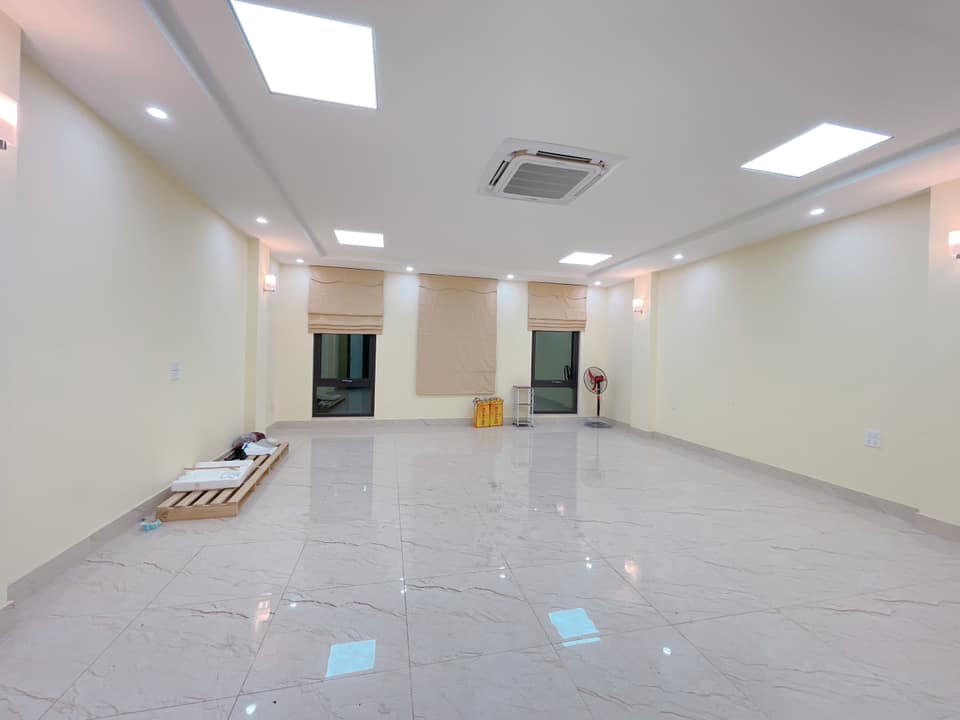 Toà Văn phòng Hoàn Kiếm 180m nhỉnh 90 tỷ cực đẹp 12517667