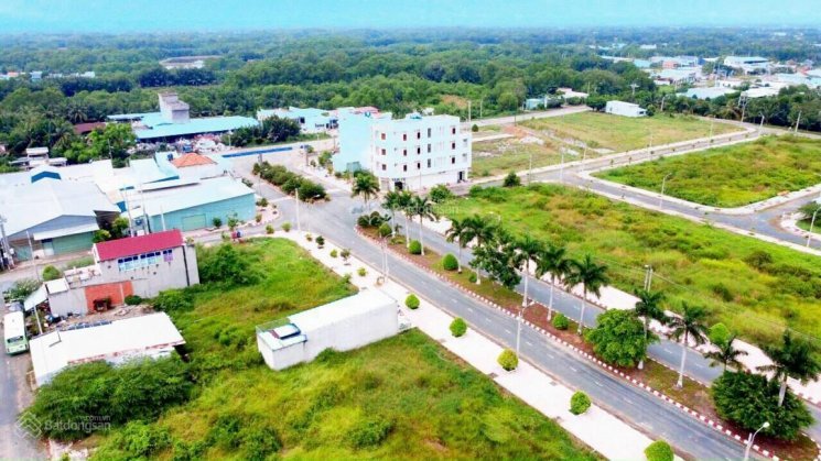 BÁN ĐÂT NỀN MẶT TIỀN QL 50,THỊ TRẤN CẦN ĐƯỚC,HUYỆN CẦN ĐƯỚC, LONG AN 12525094