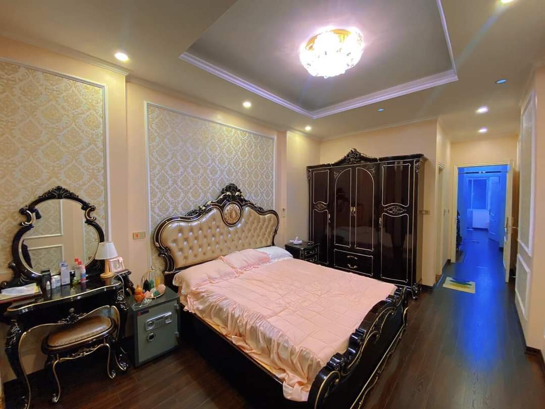 Bán nhà 5 Yên Phúc- Hà Đông, DT 50 m2, MT 3.5 m, vỉa hè rộng kinh doanh đỉnh cao giá 10 tỷ. 12548227