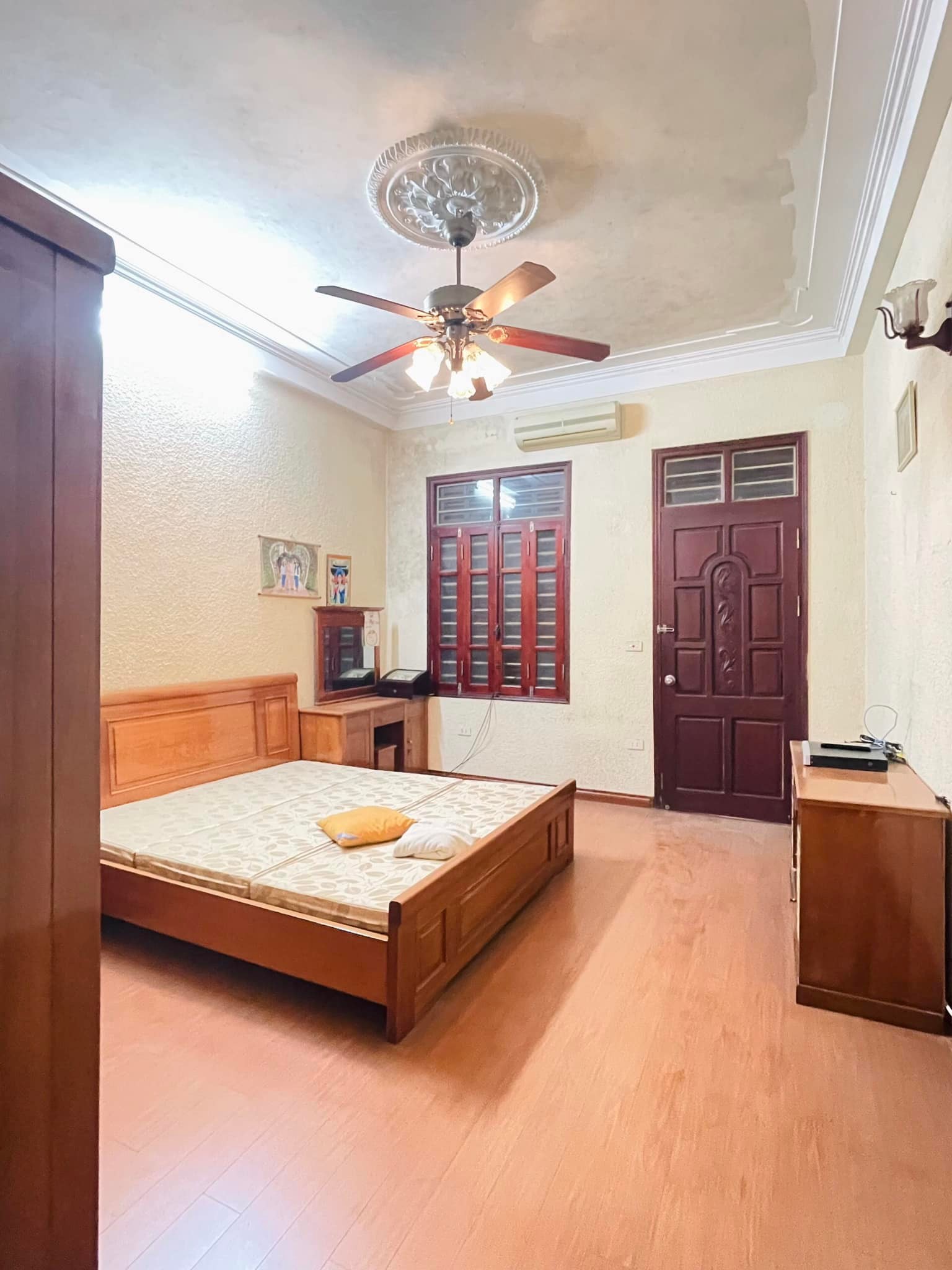 Bán nhà đẹp 45m2 5tầng mt 4.5m 5.55Tỷ Võng Thị Tây Hồ 12557370