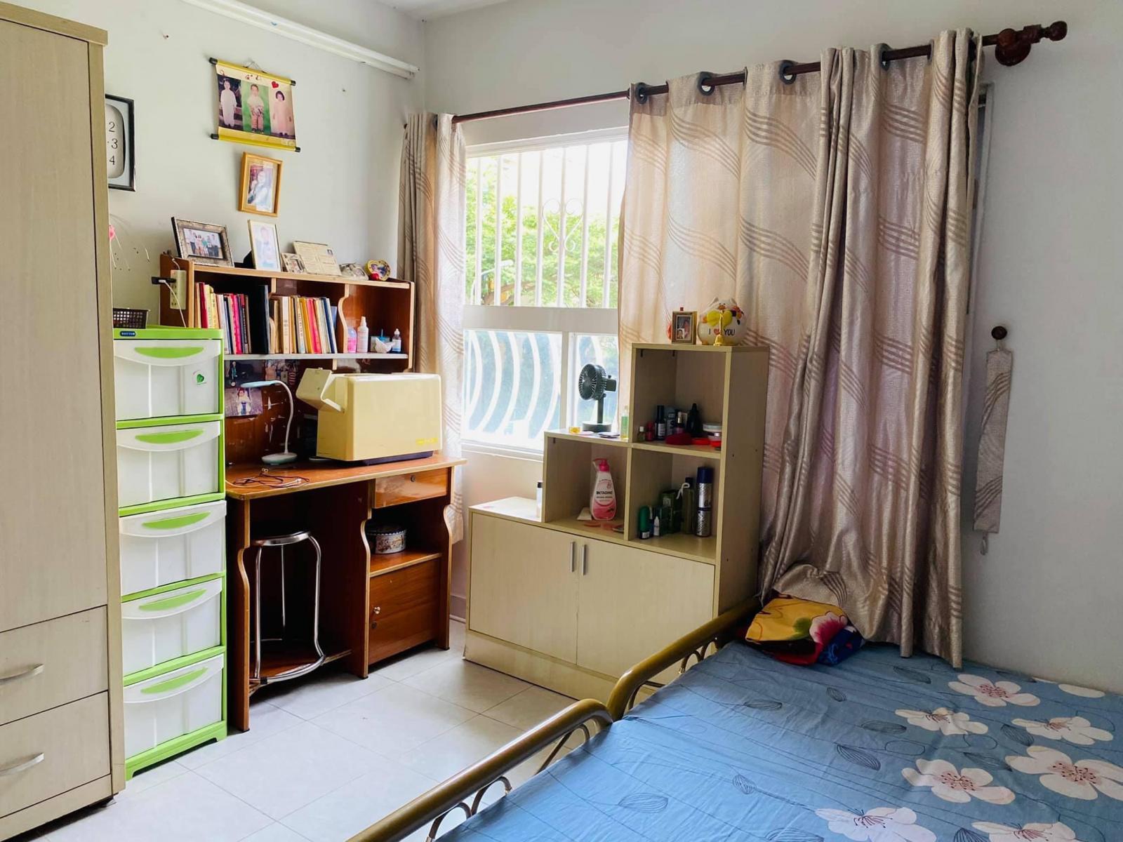 Bán căn hộ Bàu Cát 2 quận Tân Bình. SỔ HỒNG chính chủ, 64m2, 2PN tặng nội thất. Hỗ trợ vay ngân hàng 12571579