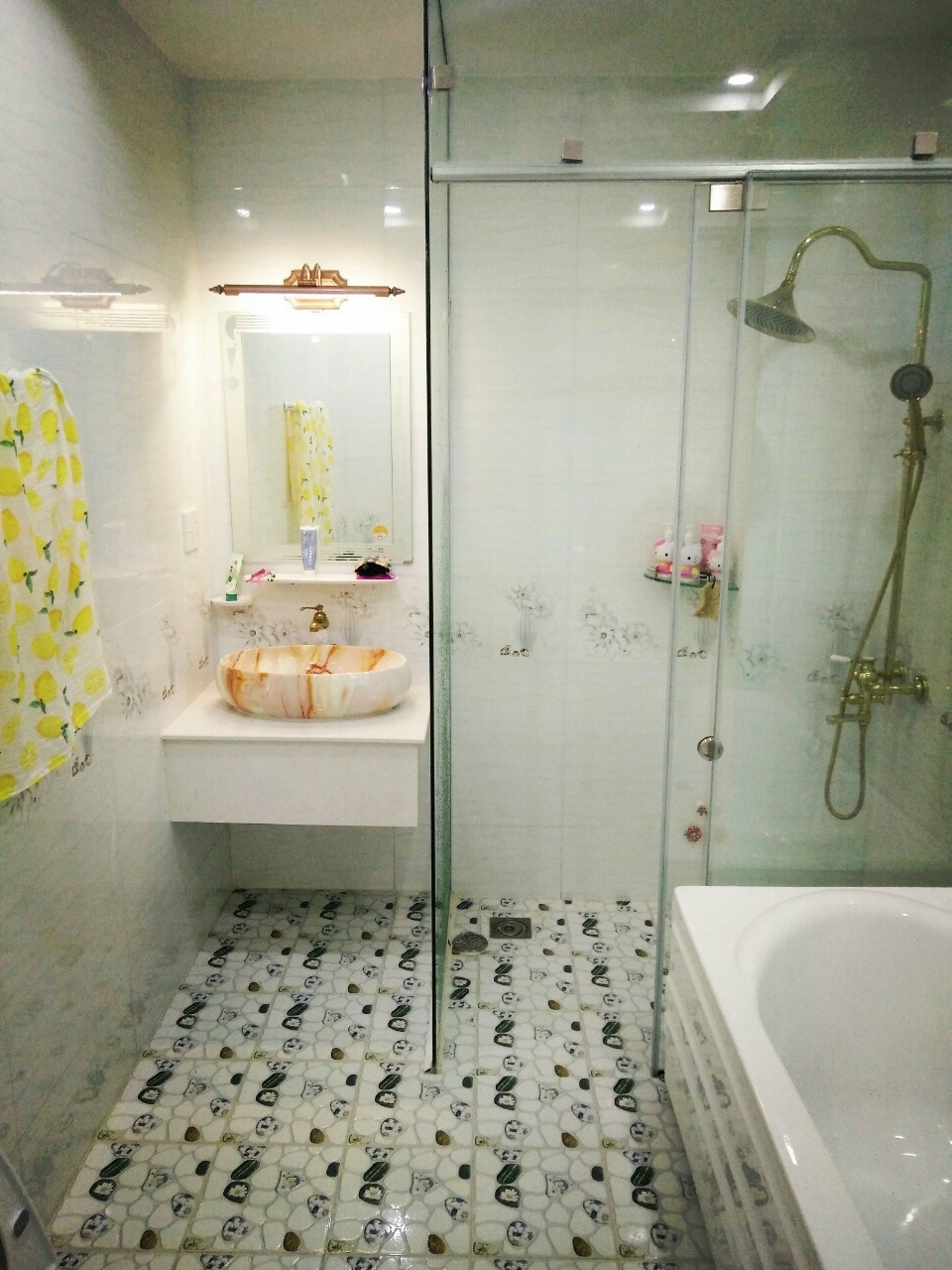 Cho thuê nhà 1 trệt 3 lầu đường Đồ Chiểu P1 VT, đầy đủ nội thất 12579630