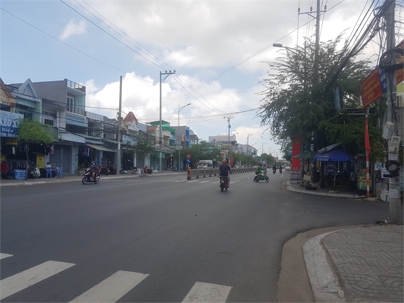 Cho thuê mặt bằng 1 trệt 1 lầu đường 30/4 TP Vũng Tàu 12585325