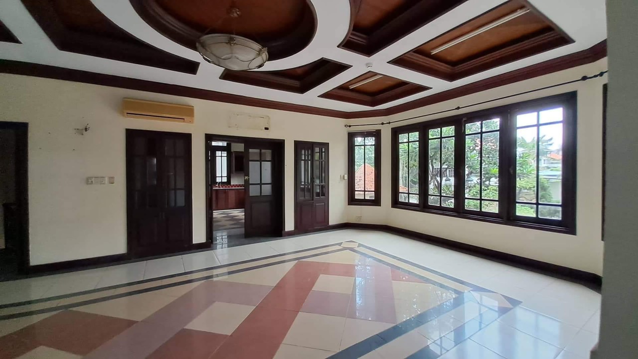 Bán Biệt Thự Thảo Điền - Quận 2, 1300m2 (24x60m), 4 T - Sân Vườn, 125 tỷ 12590835