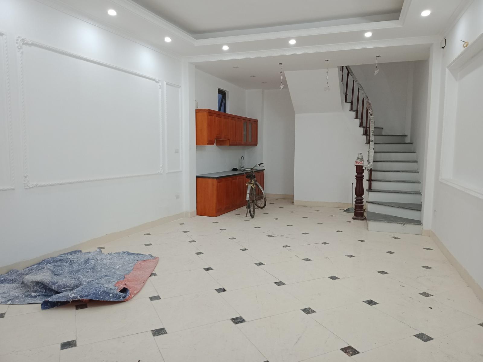 Bán Nhà Phố Xuân Đỗ, Phường Cự Khối, Long Biên 39m2, 4T, giá 2,7 tỷ 12601084