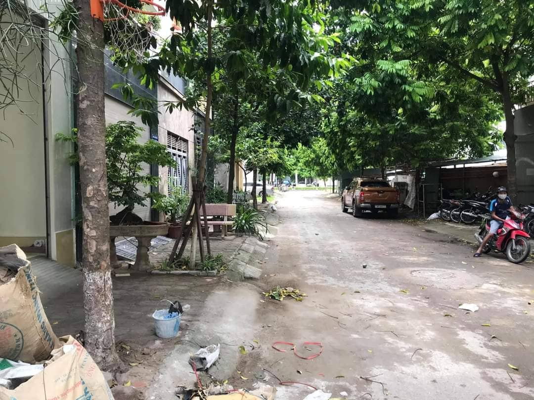 Cần bán gấp mảnh đất Thanh Liệt DT 60m2/ 4,2 tỷ  Ô tô vào nhà  12551077