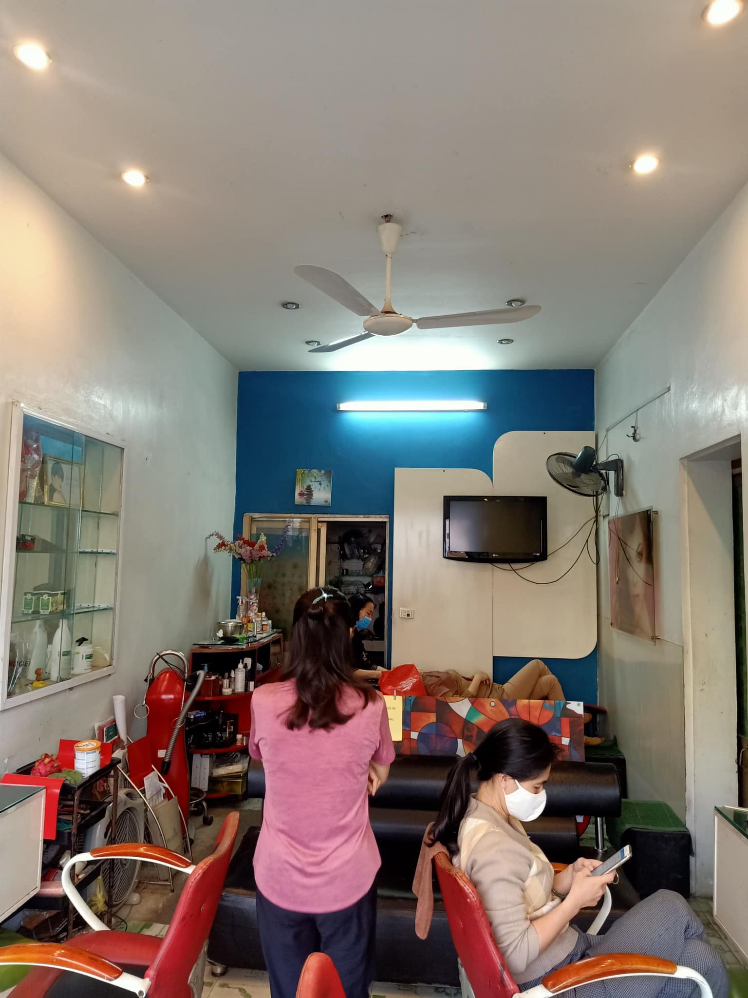 Bán Nhà Mặt Phố Quan Nhân - Cầu Giấy - Kinh Doanh Sầm Uất DT 43m2 Giá 11.5 tỷ 12624365