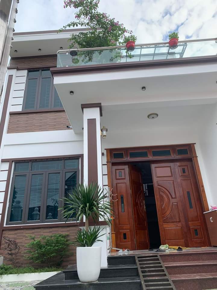 Bán nhà Vũ Xuân Thiều,Long Biên ô tô vào nhà,nhà đẹp ở ngày 95m2 giá cực tốt 12661094