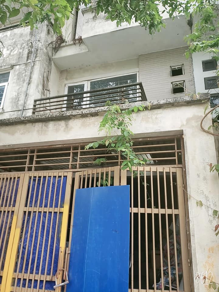 CHÍNH CHỦ CẦN BÁN NHÀ XÂY THÔ, HOÀN THIỆN NGOÀI VĂN PHÚ 90M2 12684140