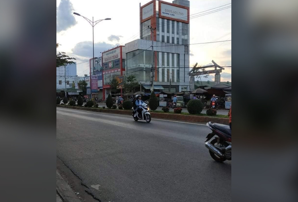 Bán nhà mặt tiền 5 tầng tại 167 Đường Nguyễn Tất Thành, Thị trấn Đắk Mil, Huyện Đắk Mil, Đắk Nông 12692437