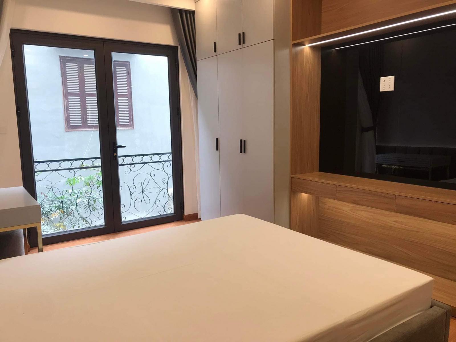  Siêu phẩm Mễ Trì Nam Từ Liêm phân lô-oto vào nhà-ngõ thông-kinh doanh 35m2 mt3,5m 4,7 tỷ .
 12709654