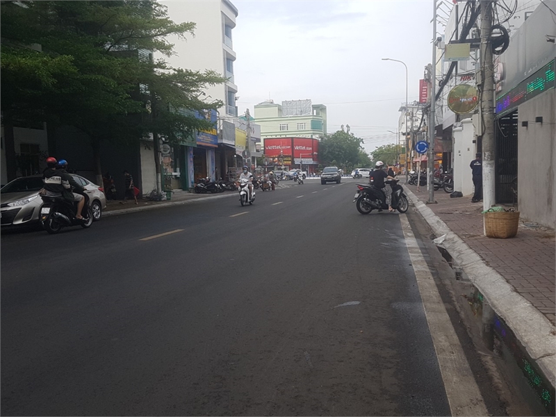 Cho thuê mặt bằng rộng 250m2 đường Lê Hồng Phong, Vũng Tàu 12735845