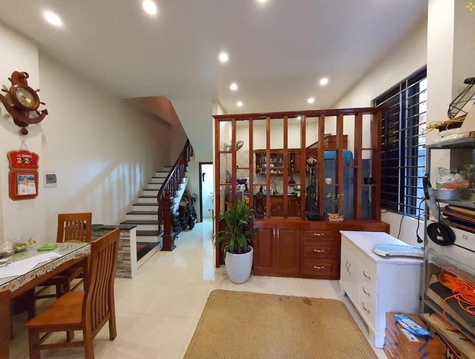 Bán nhà ngõ ôtô phố Nguyễn Văn Huyên Cầu Giấy 40m2 6tầng MT 5m nhỉnh 4tỷ 12750794