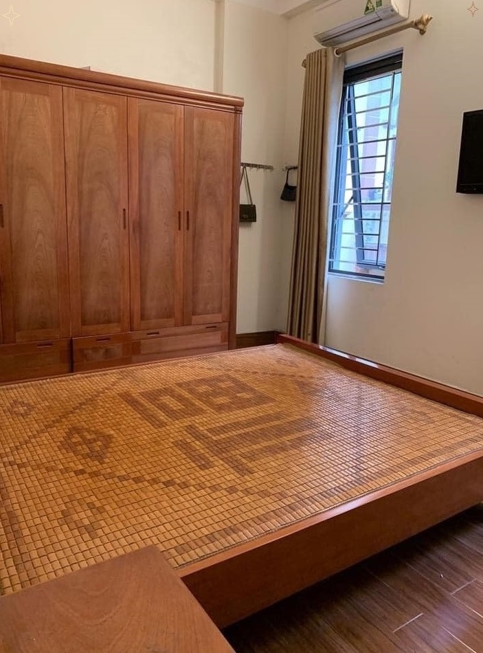 Bán nhà ngõ ôtô phố Nguyễn Văn Huyên Cầu Giấy 40m2 6tầng MT 5m nhỉnh 4tỷ 12750794