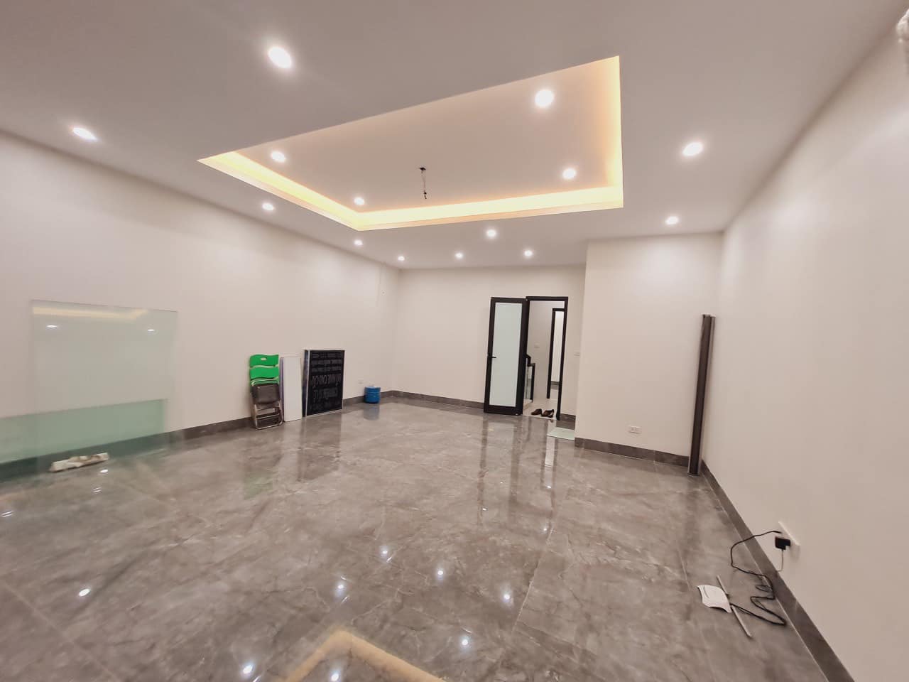Siêu phẩm Vũ Công Phan Thanh Xuân vỉa hè-oto vào nhà-kinh doanh tốt 90m2 mt7m 7T 33 tỷ .
 12751039