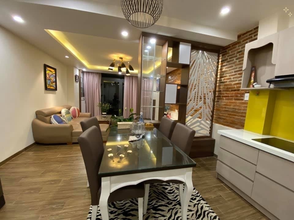 Bán nhà đẹp 50m2 5tầng mặt tiền 4m nhỉnh 5Tỷ Đầu phố Mai Dịch gần Cầu Giấy(3) 12754136