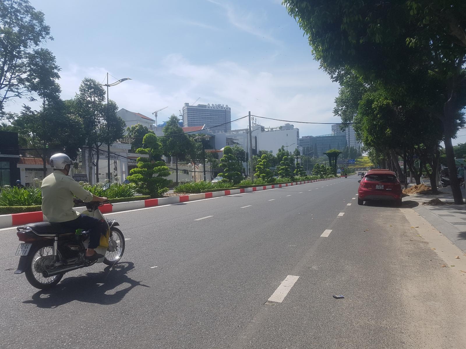 Duy nhất cho thuê mặt bằng 300m2 đường Lê Hồng Phong, TPVT 12763385