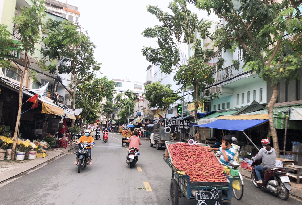 Cần bán nhà phố, ô tô vào nhà, 68m2, hẻm đẹp Cống Lở, thách thức đầu tư, nhỉnh 5 tỷ. 12771592