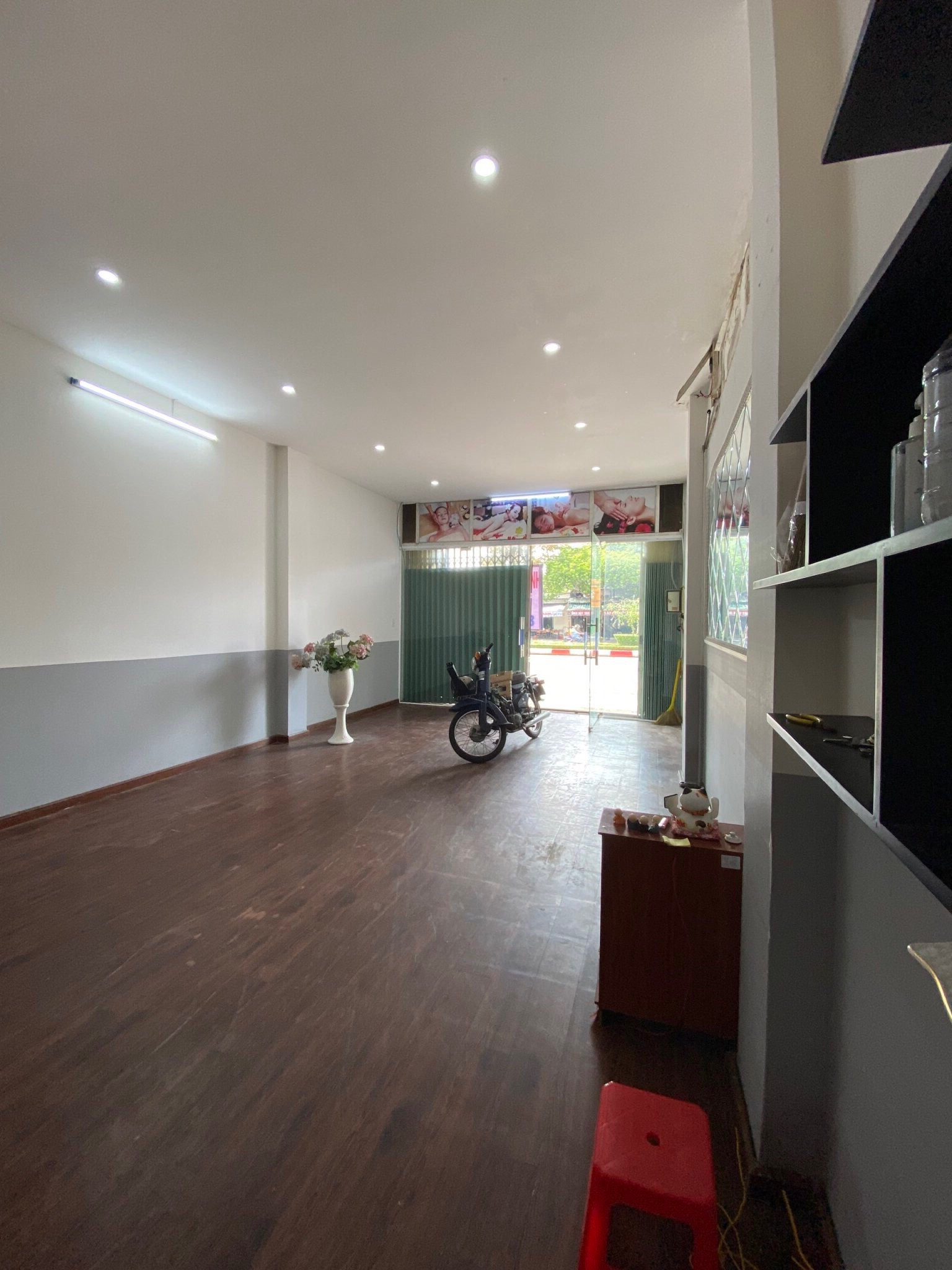 Cho thuê nhà mặt tiền 1T3L đường Lê Hồng Phong, Vũng Tàu 12778505