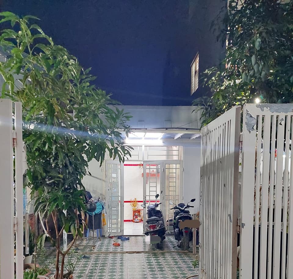 Bán gấp nhà đường số 48 gần Chợ Hiệp Bình Thủ Đức 122m2  giá 4.6 tỷ 12784027