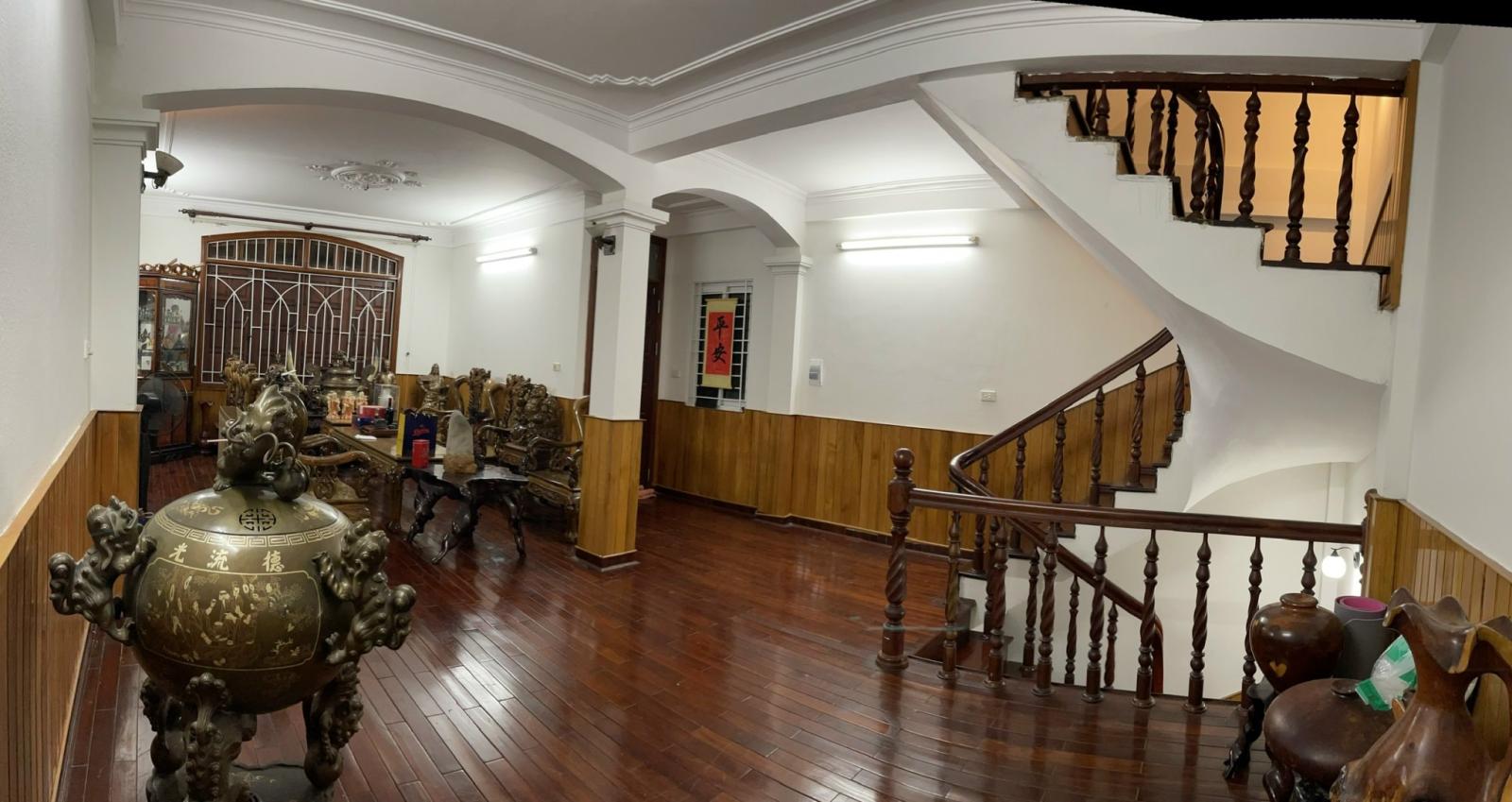                                                                                
NHÀ ĐẸP  XUÂN LA, GARA  ÔTÔ ,DÂN  XÂY
 12784493